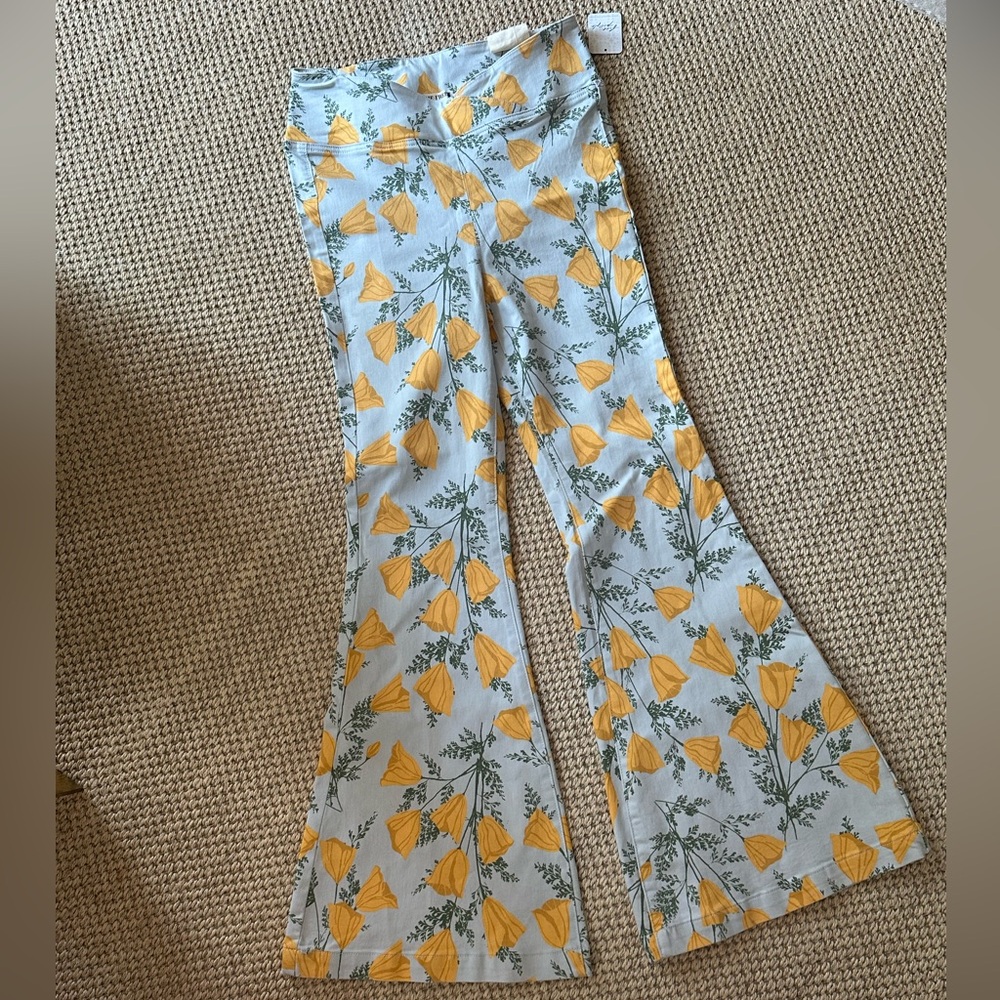 We The Free Yellow and Green Floral Pants